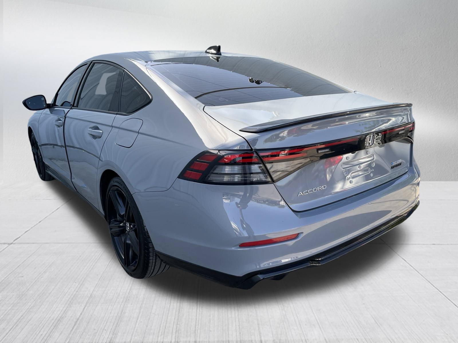 Used 2024 Honda Accord Sport image 6
