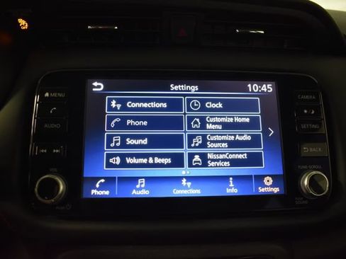Used 2024 Nissan Kicks SR FWD image 19