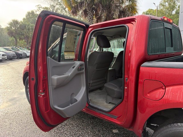 Used 2018 Nissan Frontier SV RWD image 14