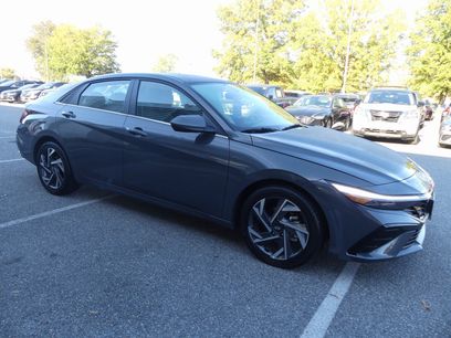 Certified 2025 Hyundai Elantra SEL