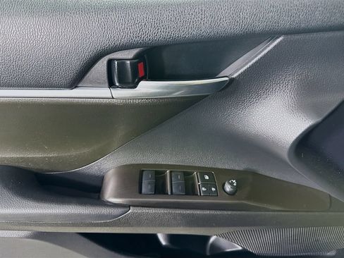 Certified 2022 Toyota Camry SE FWD image 22