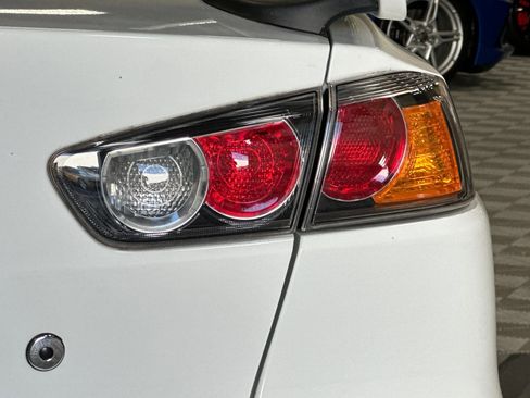 Used 2010 Mitsubishi Lancer Evolution GSR image 45