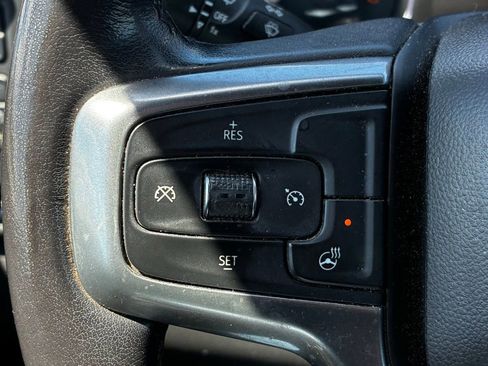 Used 2021 Chevrolet Silverado 1500 LT AWD/4WD image 12