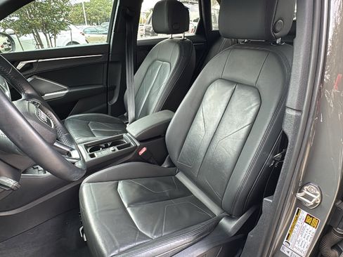 Used 2020 Audi Q3 2.0T Premium Plus image 14