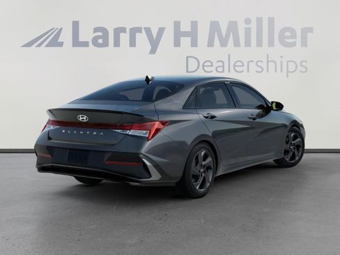 New 2026 Hyundai Elantra Sport FWD image 4