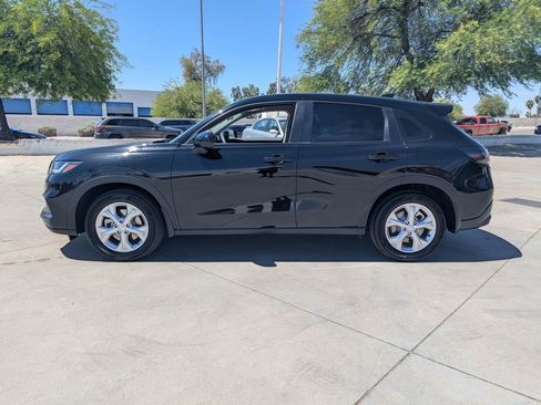 Certified 2025 Honda HR-V LX image 2