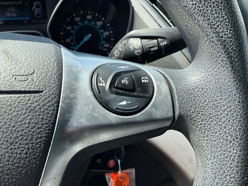 Used 2016 Ford Escape SE w/ Equipment Group 201A FWD image 24