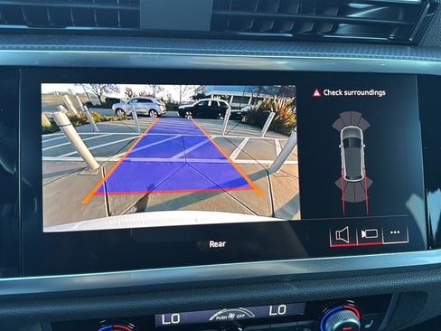 Used 2025 Audi Q3 2.0T Premium w/ Convenience Package image 12