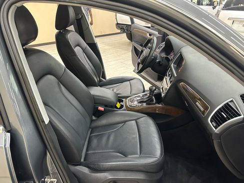 Used 2017 Audi Q5 2.0T Premium image 40