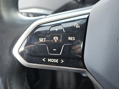 Used 2021 Volkswagen ID.4 Pro image 16