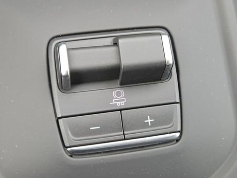 New 2026 GMC Sierra 3500 Denali w/ Denali Reserve Package image 11