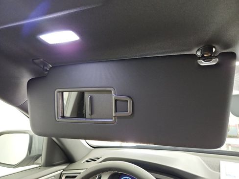 New 2026 Volkswagen Atlas Cross Sport SE FWD image 27