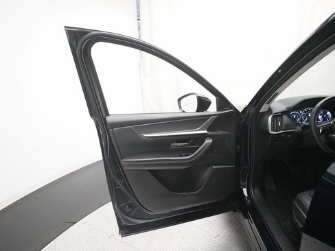 Certified 2025 MAZDA CX-90 Plug-In Hybrid w/Premium Sport image 29