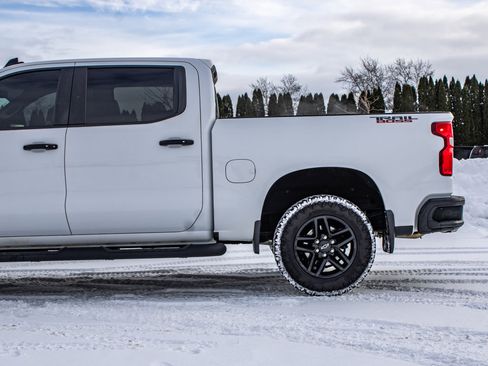 Used 2019 Chevrolet Silverado 1500 LT Trail Boss image 37