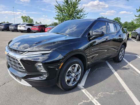 Used 2024 Chevrolet Blazer LT w/ Convenience Package FWD image 12