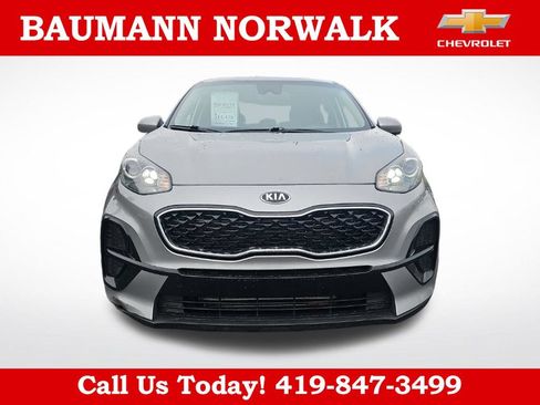 Used 2022 Kia Sportage LX FWD image 2