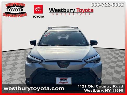Used 2025 Toyota Corolla Cross AWD Hybrid w/ Convenience Package image 3
