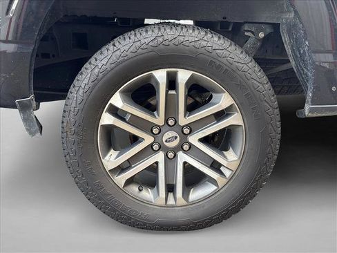 Used 2022 Ford F150 XL w/ STX Appearance Package AWD/4WD image 9