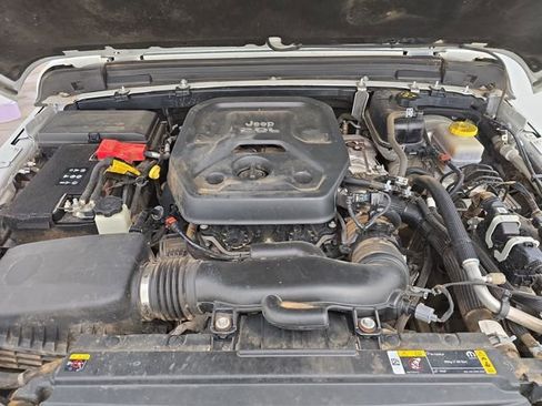 Used 2021 Jeep Wrangler Unlimited Sport S image 18