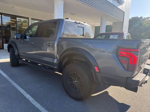 Used 2025 Ford F150 Raptor image 3