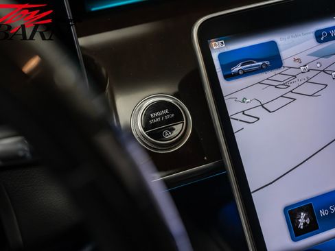 Used 2022 Mercedes-Benz S 500 4MATIC w/ 3D Technology Package image 36