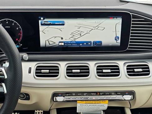 New 2026 Mercedes-Benz GLS 450 4MATIC image 33