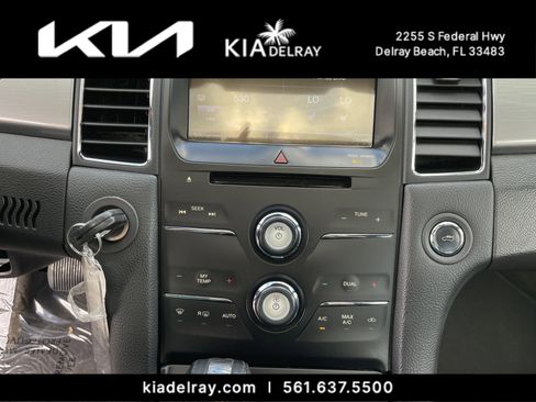 Used 2014 Ford Taurus SEL w/ Equipment Group 201A image 20