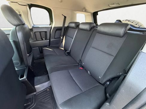 Used 2011 Toyota FJ Cruiser 4WD w/ Convenience Pkg image 23