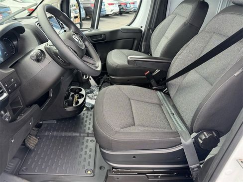 Used 2025 RAM ProMaster 3500 w/ Quick Order Package 22G SLT image 10