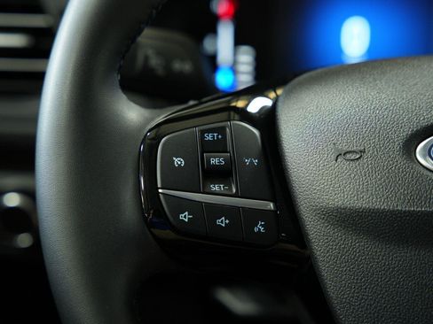 Used 2023 Ford Escape Active w/ Cold Weather Package FWD image 42
