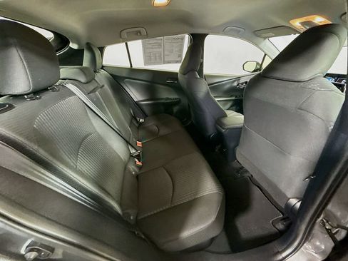 Certified 2016 Toyota Prius Three image 25