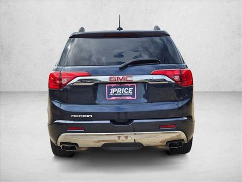 Used 2019 GMC Acadia Denali w/ Technology Package FWD image 7