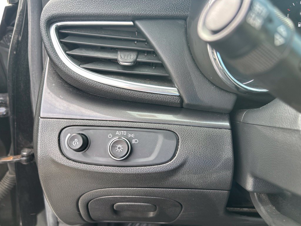 Used 2018 Buick Encore Preferred FWD image 18
