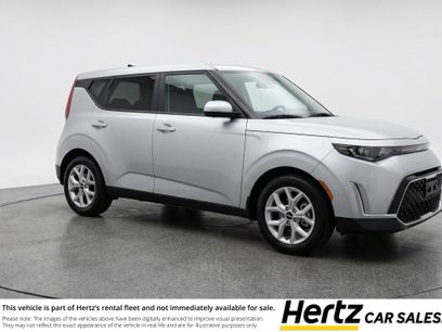 Used 2025 Kia Soul LX w/ LX Technology Package