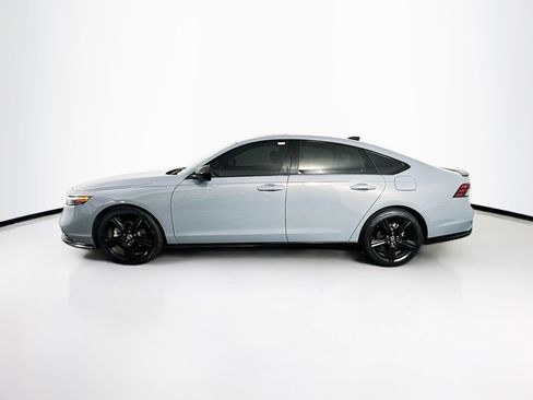 Used 2025 Honda Accord Sport image 4