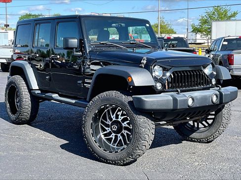 Used 2016 Jeep Wrangler Unlimited Sport AWD/4WD image 35
