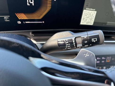 New 2026 Kia Carnival EX FWD image 21