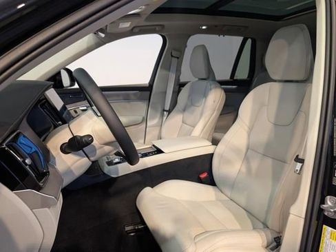 New 2026 Volvo XC90 B6 Ultra w/ Protection Package AWD/4WD image 11