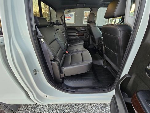 Used 2017 GMC Sierra 1500 SLT image 24