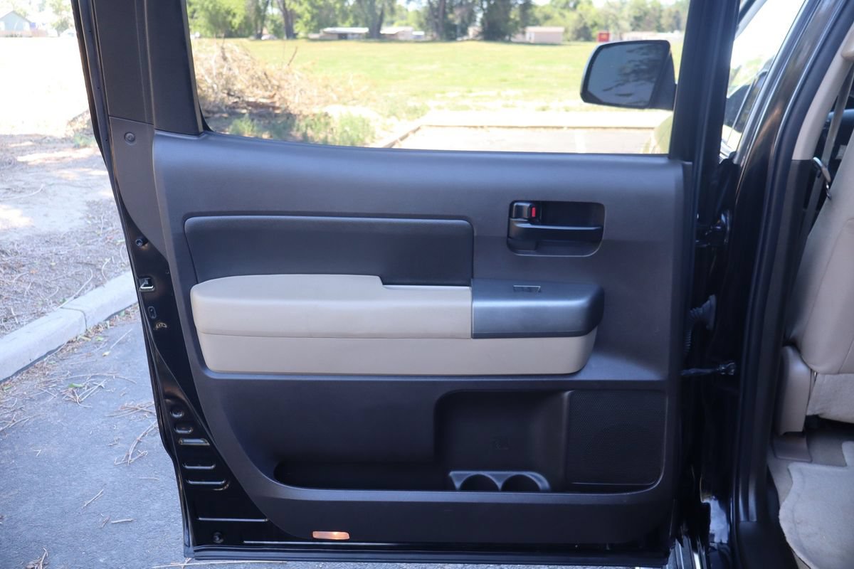 Used 2010 Toyota Tundra 2WD CrewMax w/ SR5 Pkg image 24