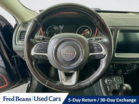 Used 2020 Jeep Compass Trailhawk AWD/4WD image 16