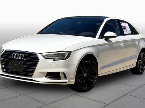 Used 2017 Audi A3 2.0T Premium w/ Convenience Package image 2