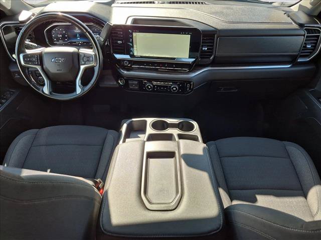 Used 2024 Chevrolet Silverado 1500 RST AWD/4WD image 16