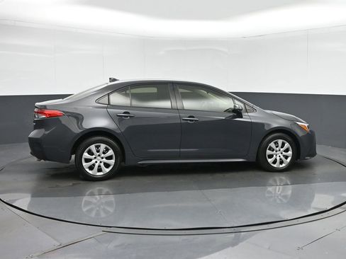 Used 2023 Toyota Corolla LE FWD image 8