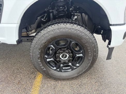 New 2026 Ford F250 XL AWD/4WD image 32