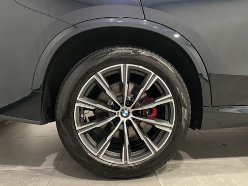 Used 2023 BMW X5 xDrive40i w/ M Sport Package AWD/4WD image 9