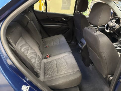 Used 2019 Chevrolet Equinox LT w/ Driver Convenience Package image 27