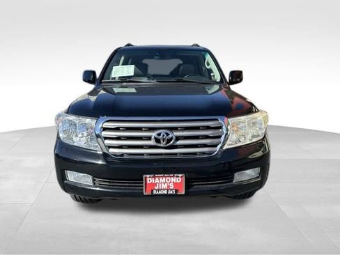 Used 2011 Toyota Land Cruiser image 32
