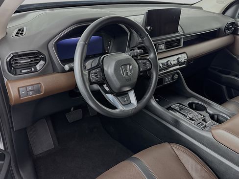 Certified 2023 Honda Pilot Elite image 9