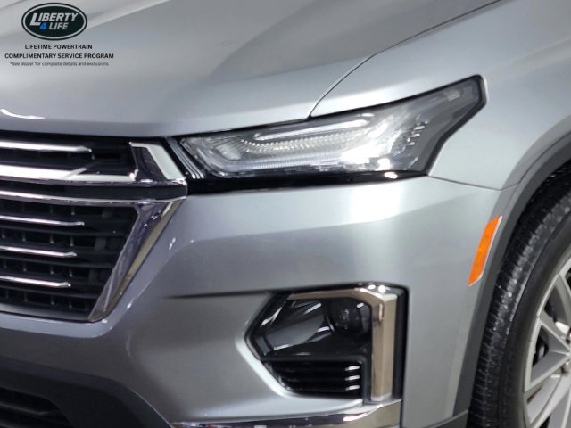 Used 2024 Chevrolet Traverse LT AWD/4WD image 9
